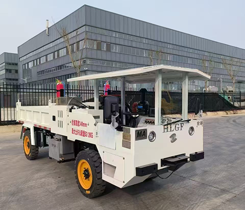 WCL-1.9TE防爆柴油機(jī)無(wú)軌膠輪運(yùn)料車(chē)